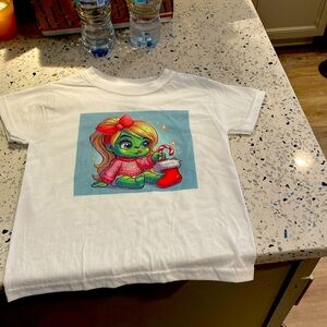 Haines white y sm with baby girl grinch